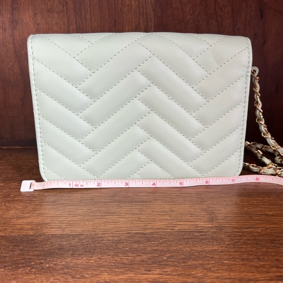 Bebe Los Angeles NWOT - Womens Crossbody Purse - Picture 2 of 9